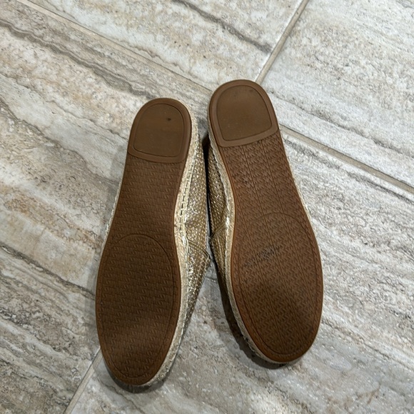 Michael Michael Kors Kendrick Espadrilles Slip On Gold Glitter Flats SZ 8 - Picture 8 of 16